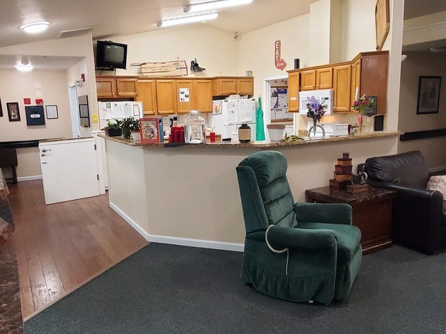 Ashley Manor - Arrowhead